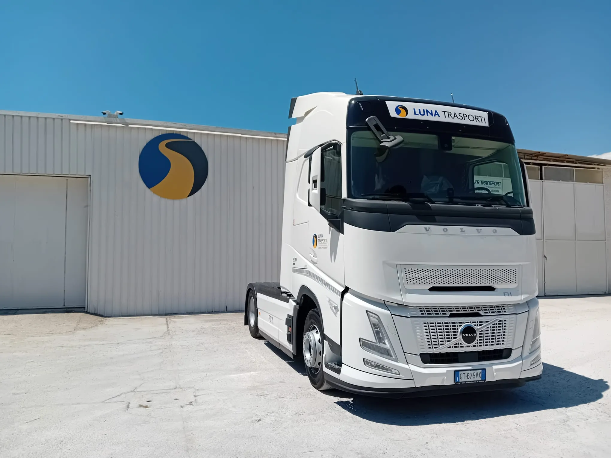 Il nuovo Volvo FH 500 entrato nella flotta Luna Trasporti